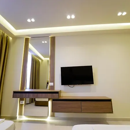 Hotel Sanremo *